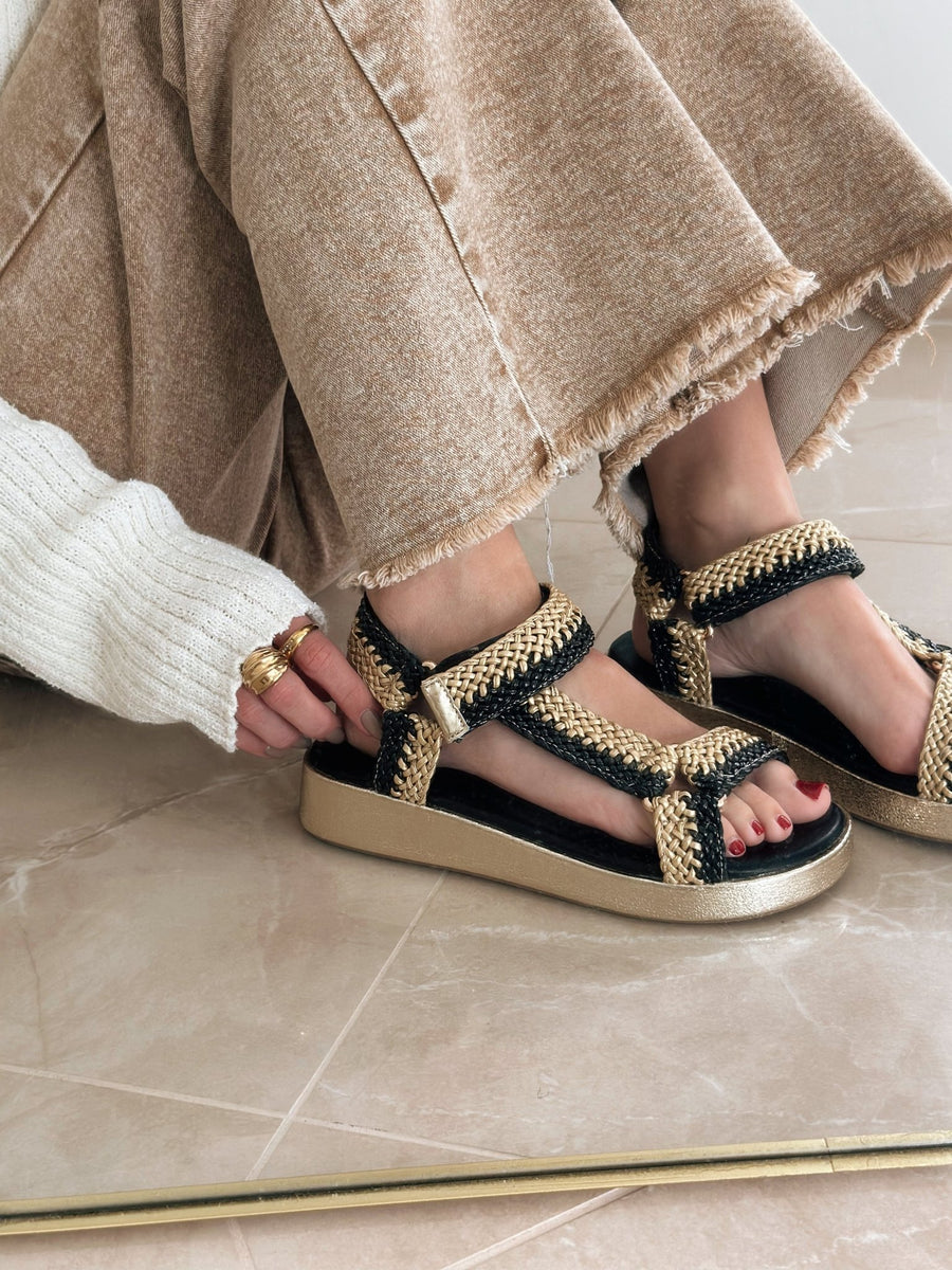 Les sandales Chelsea - Gualap