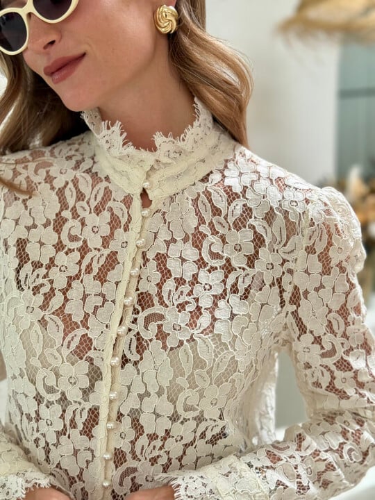 La blouse Mally beige