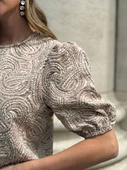 La blouse Hilda