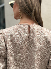 La blouse Hilda