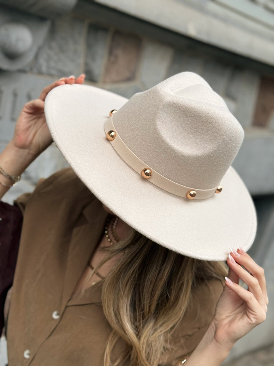 Le chapeau Najat beige - Gualap