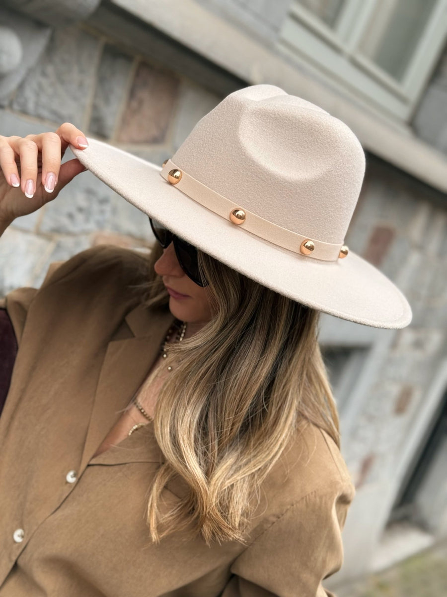 Le chapeau Najat beige - Gualap