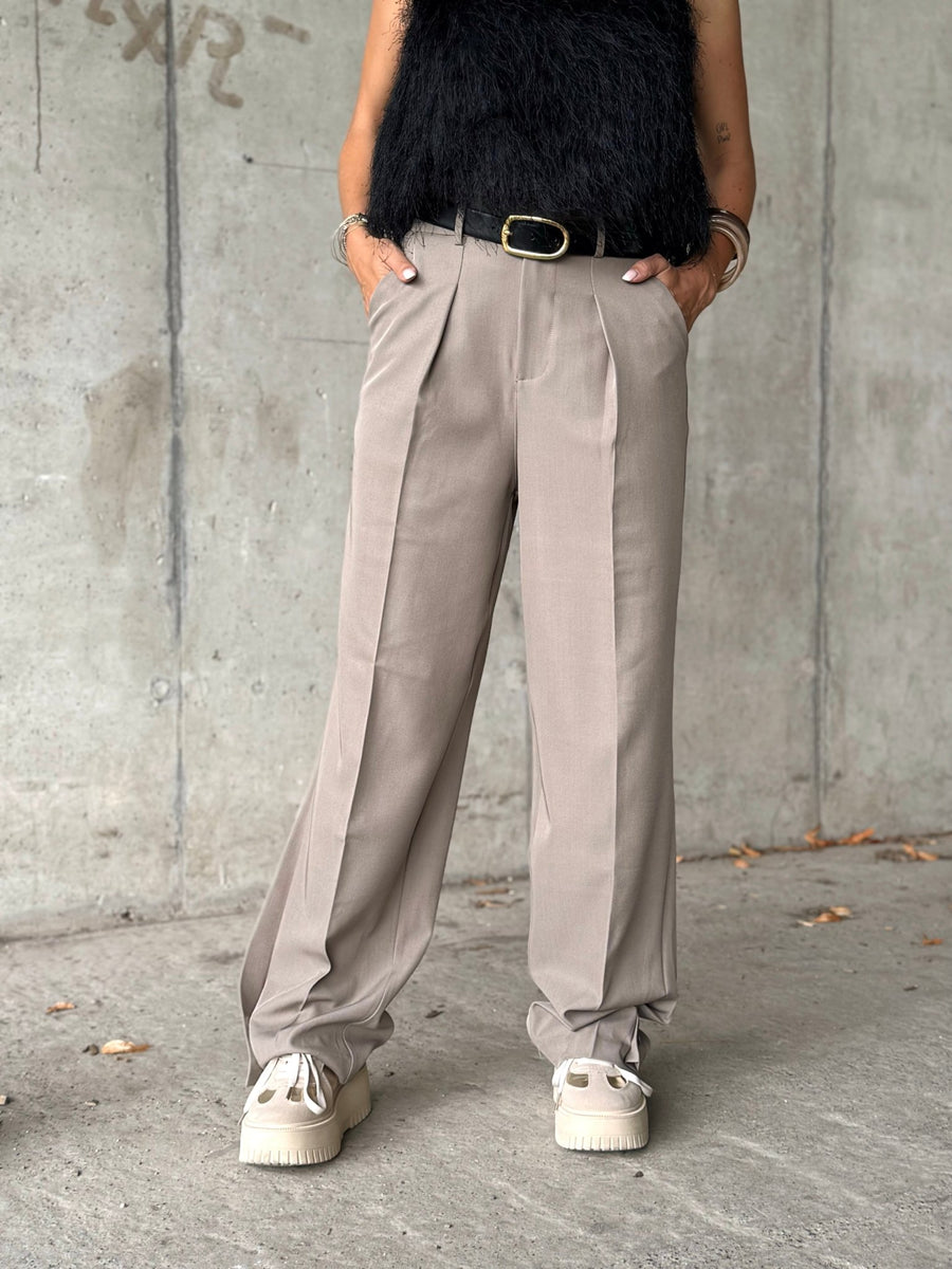 Le pantalon Evi taupe - Gualap