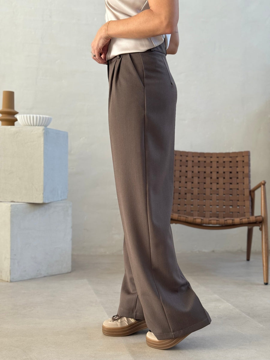 Le pantalon Mallaury marron - Gualap