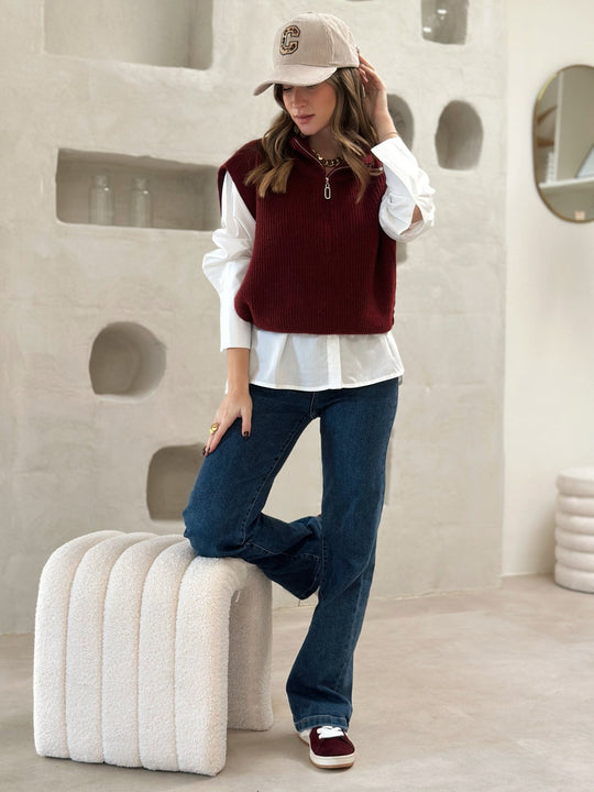 Le pull sans manche Yuri bordeaux - Gualap